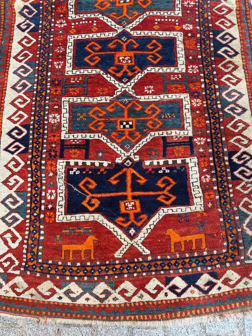 Bobyrug's Hübscher kasachischer Teppich aus dem frühen 20.  (Kasachisch) im Angebot
