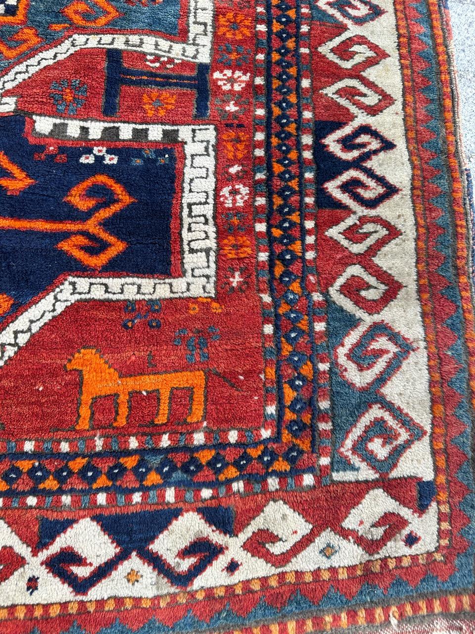 Bobyrug’s Pretty early 20th century Kazak rug  In Good Condition For Sale In Saint Ouen, FR