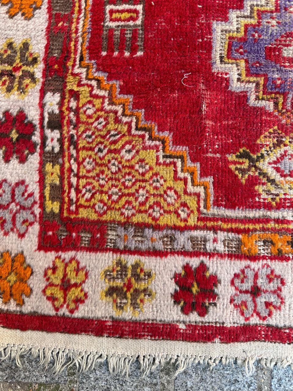 Bobyrug’s Pretty early 20th century Turkish rug  For Sale 3