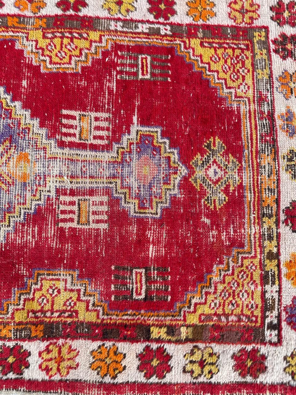 Bobyrug’s Pretty early 20th century Turkish rug  For Sale 5