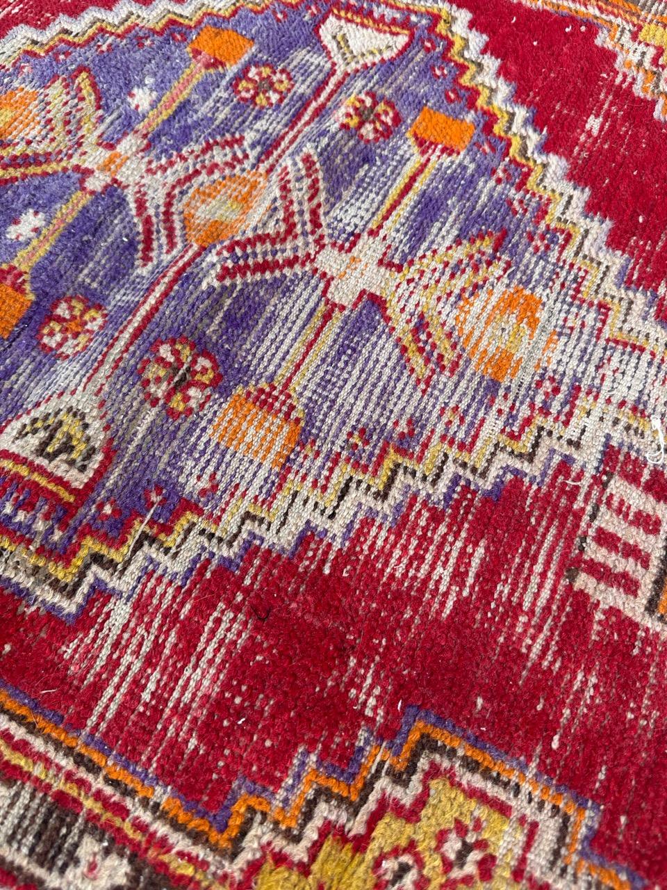 Bobyrug’s Pretty early 20th century Turkish rug  For Sale 7