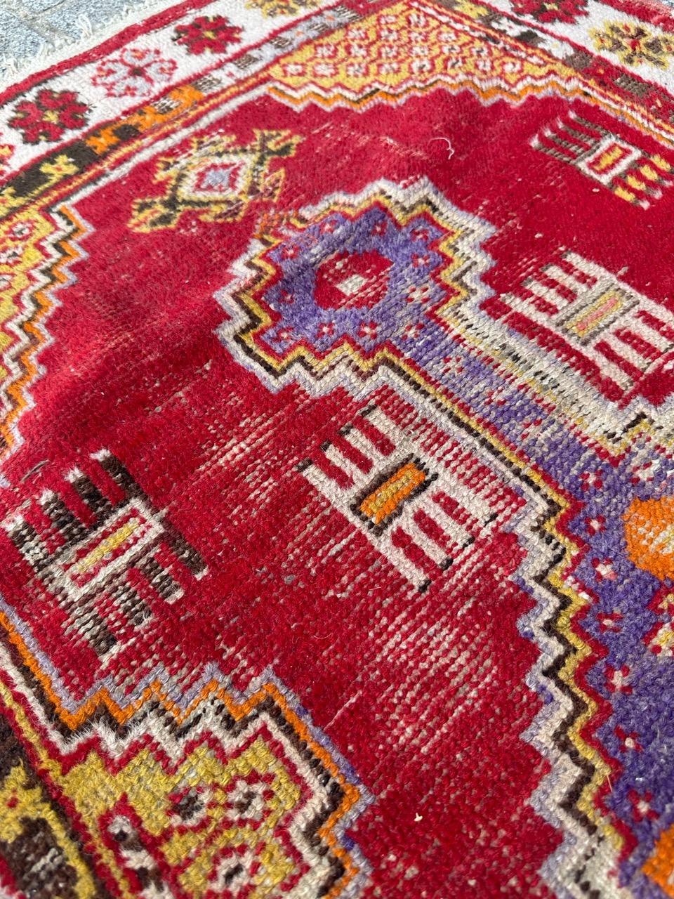 Bobyrug’s Pretty early 20th century Turkish rug  For Sale 8
