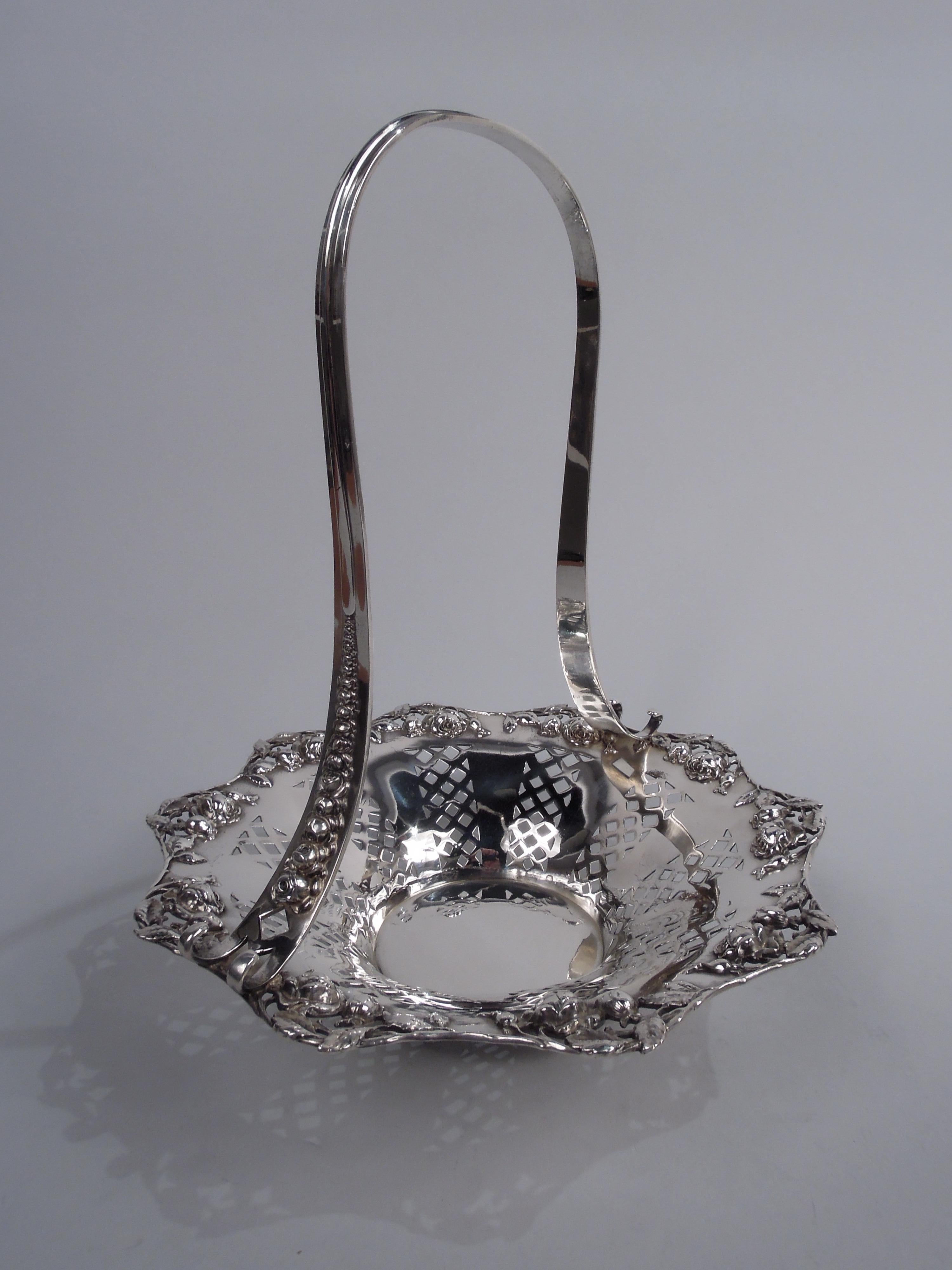 Pretty Edwardian Sterling Silver Rosebud Basket by Tiffany For Sale 1