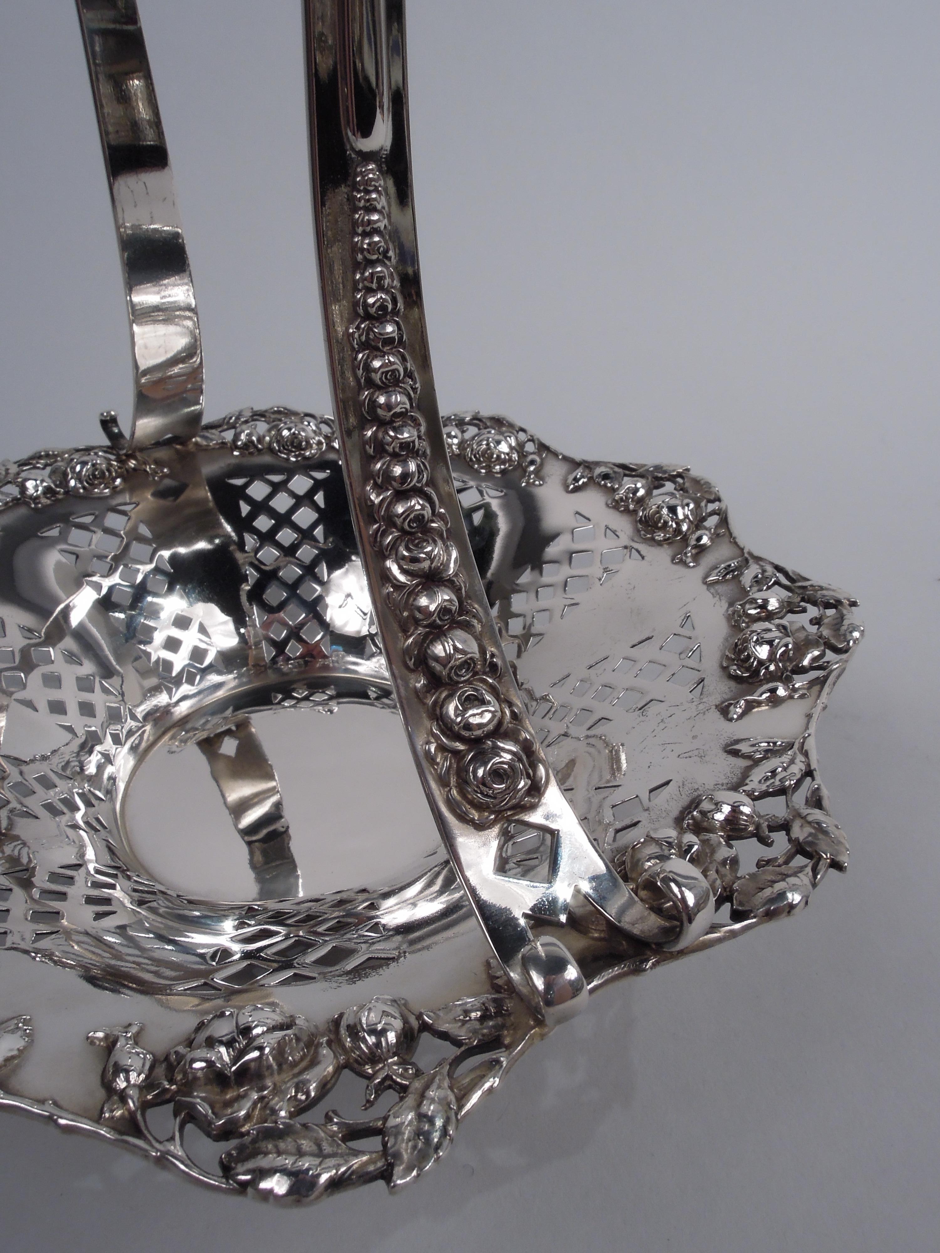 Pretty Edwardian Sterling Silver Rosebud Basket by Tiffany For Sale 2
