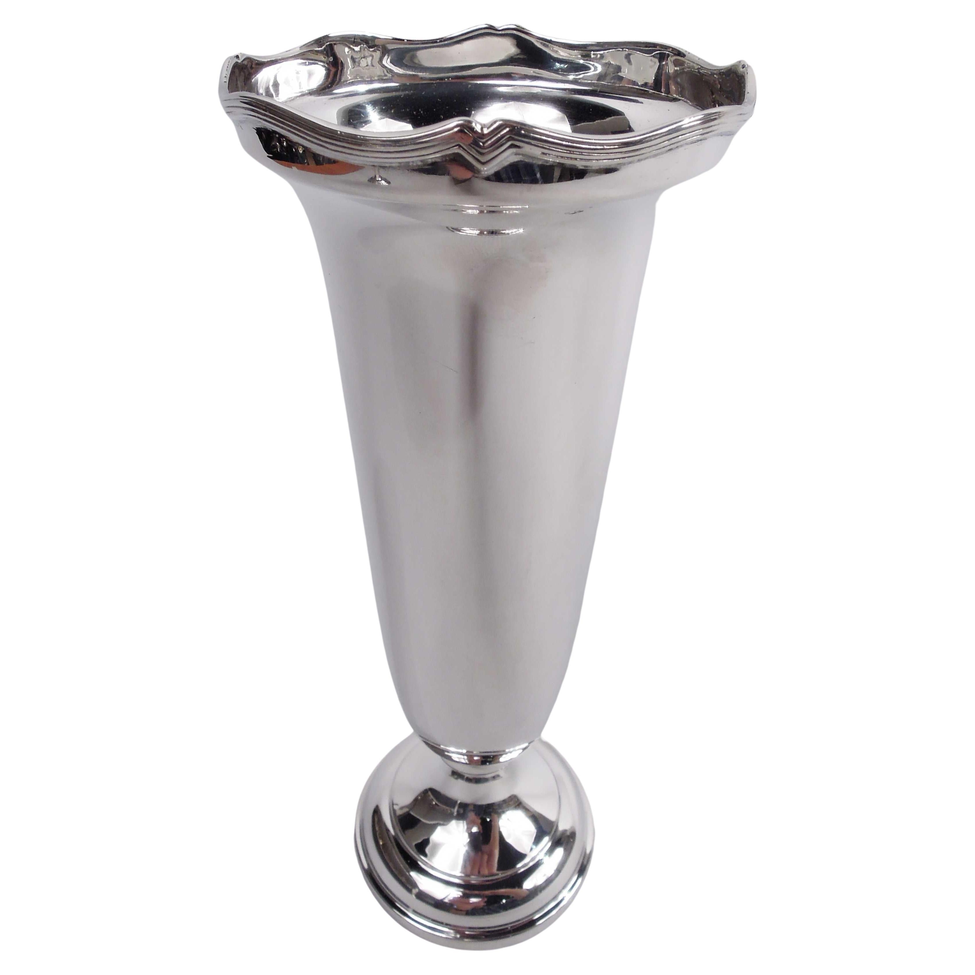 Pretty English Modern Sterling Silver Vase, 1937 For Sale
