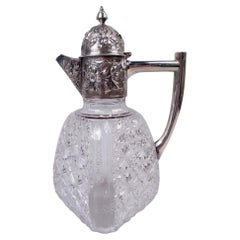 Grazioso decanter vittoriano inglese in argento e vetro tagliato, 1889