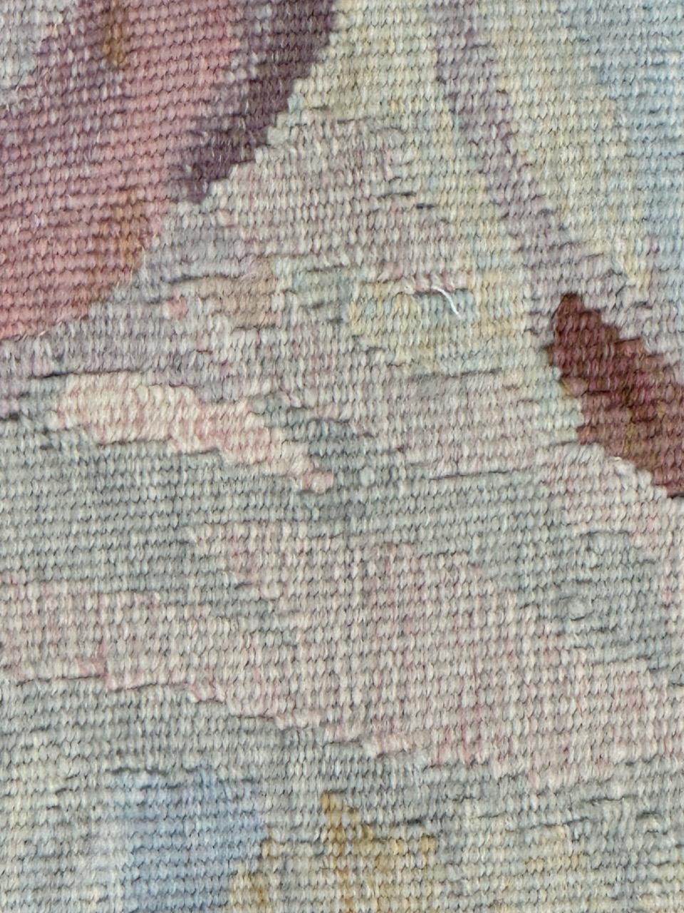 Grazioso arazzo Aubusson francese d'epoca 