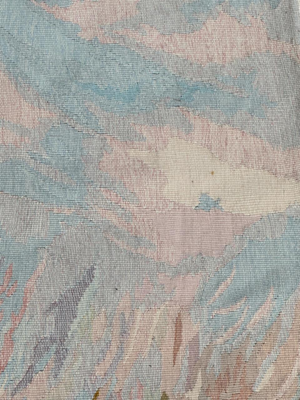 Grazioso arazzo Aubusson francese d'epoca 