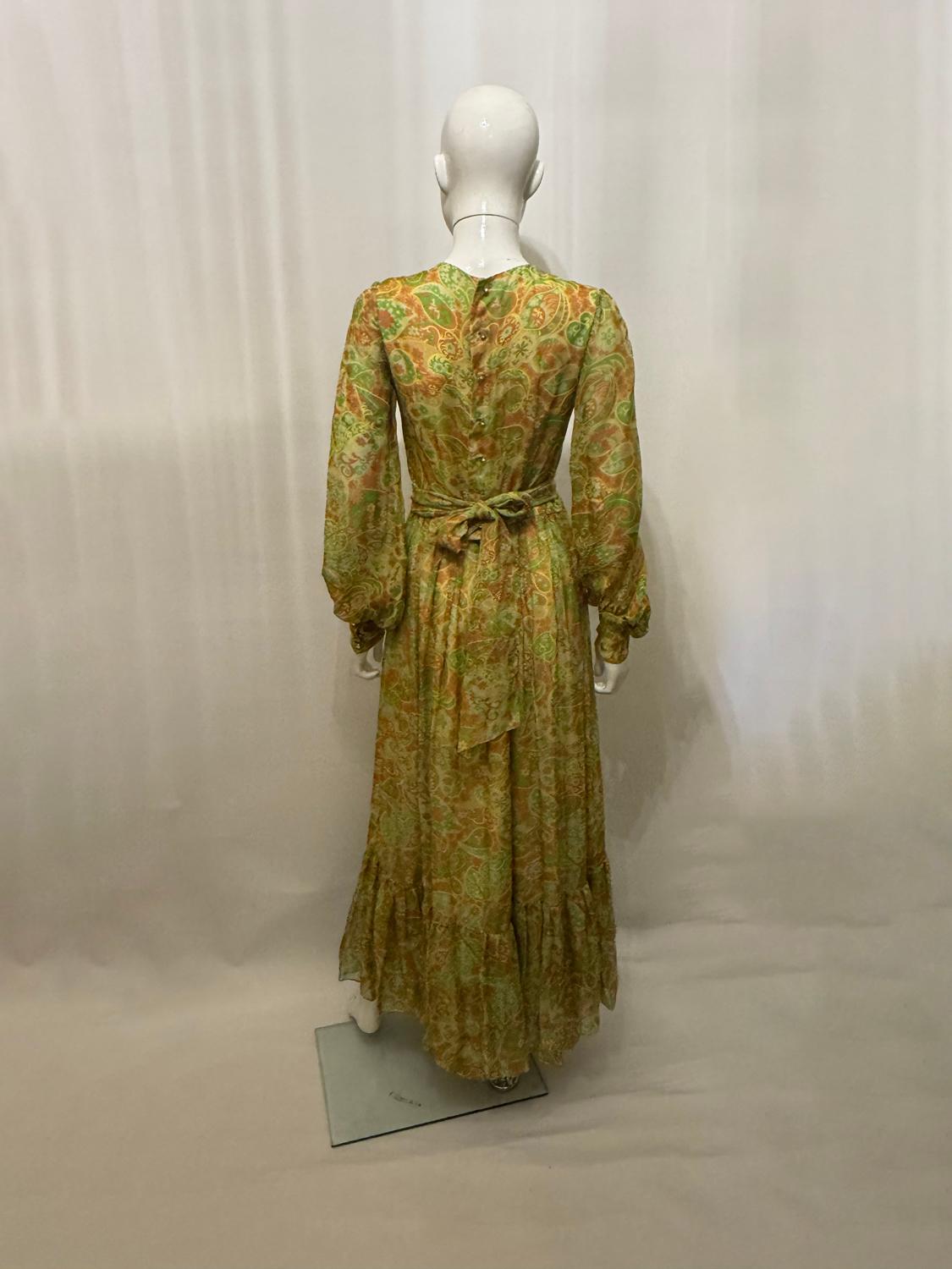 Jolie robe vintage à fleurs en vente 2