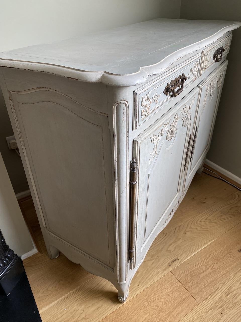 Pretty French 2 Door Cupboard or Cabinet  For Sale 8