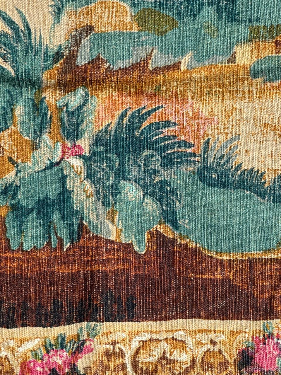 Hübscher französischer Wandteppich im Aubusson-Stil mit Handsiebdruck 