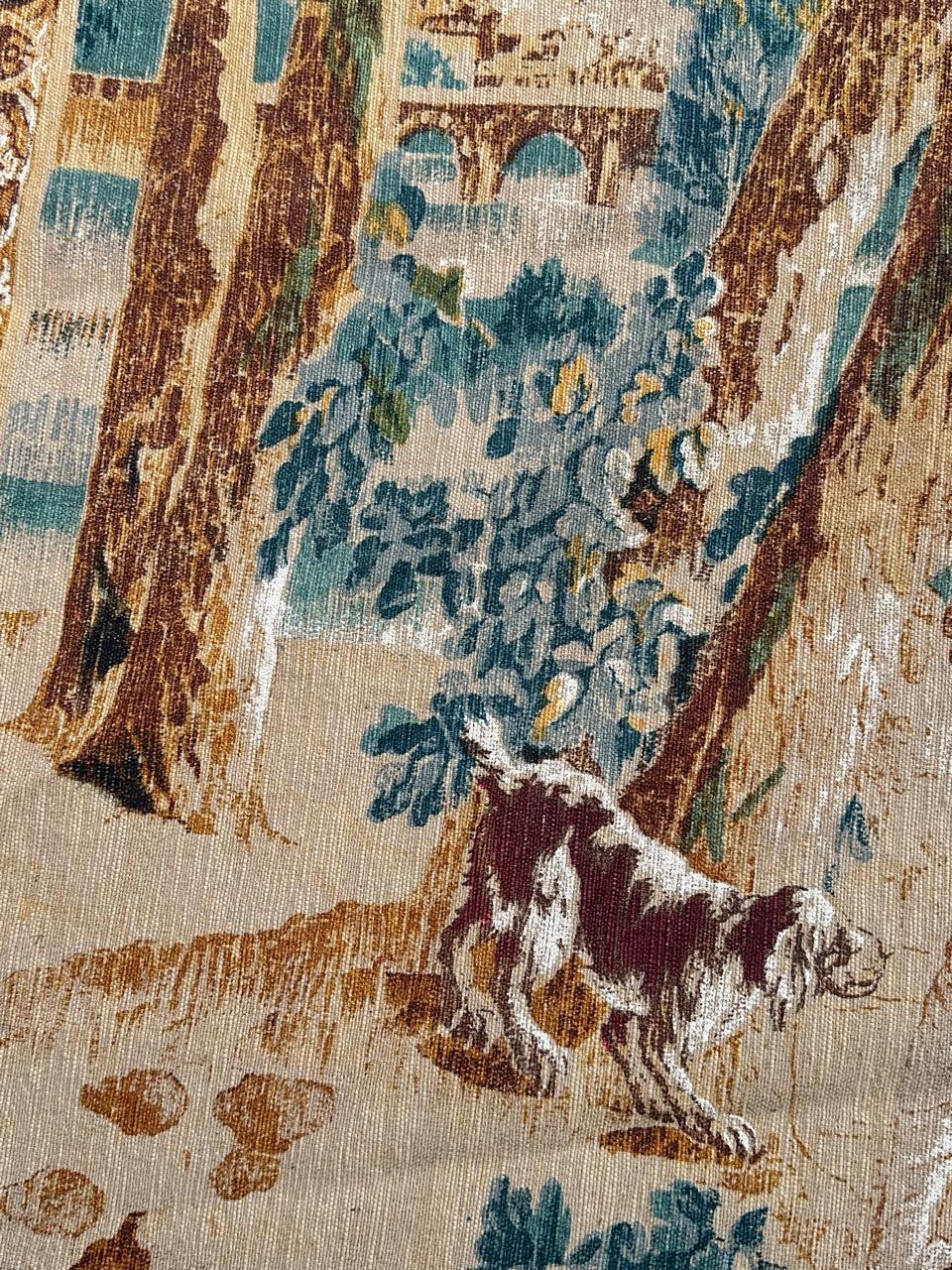 Hübscher französischer Wandteppich im Aubusson-Stil mit Handsiebdruck 