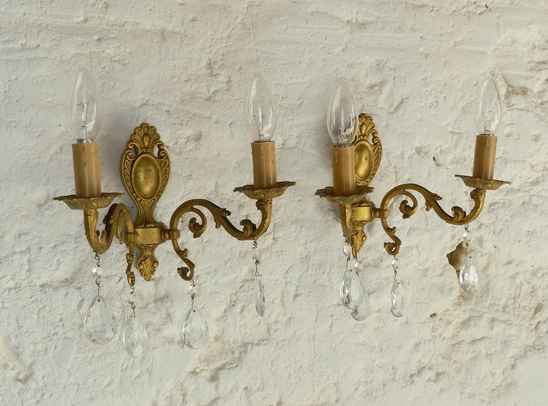 Pretty French Chandelier & Matching Wall Sconces For Sale 3