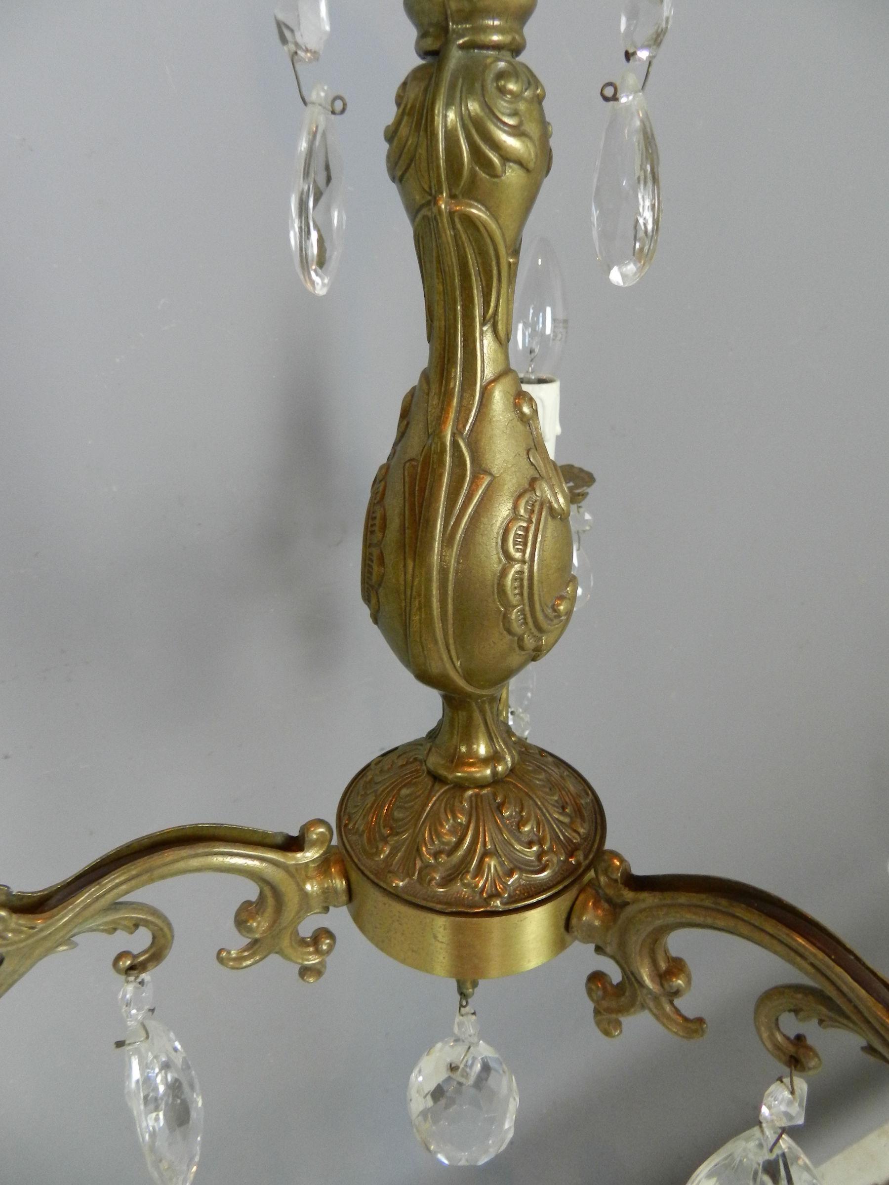 Pretty French Chandelier & Matching Wall Sconces In Good Condition For Sale In SAINTE-COLOMBE, FR