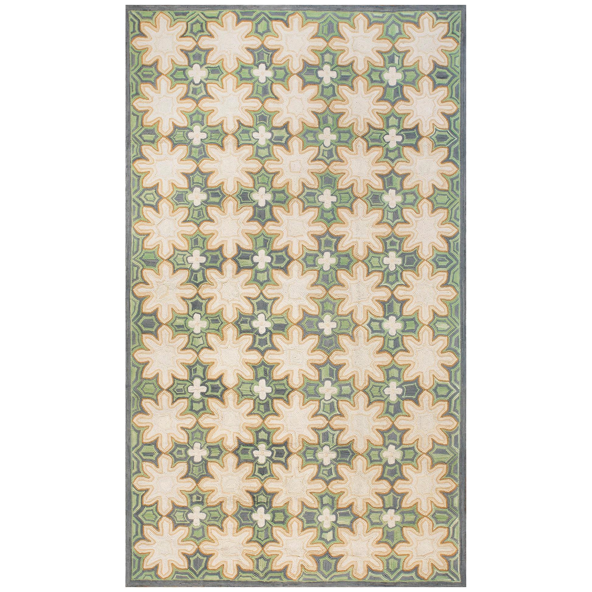 Pretty Green Color with Star Pattern Contemporary Handmade American Hooked Rug For Sale