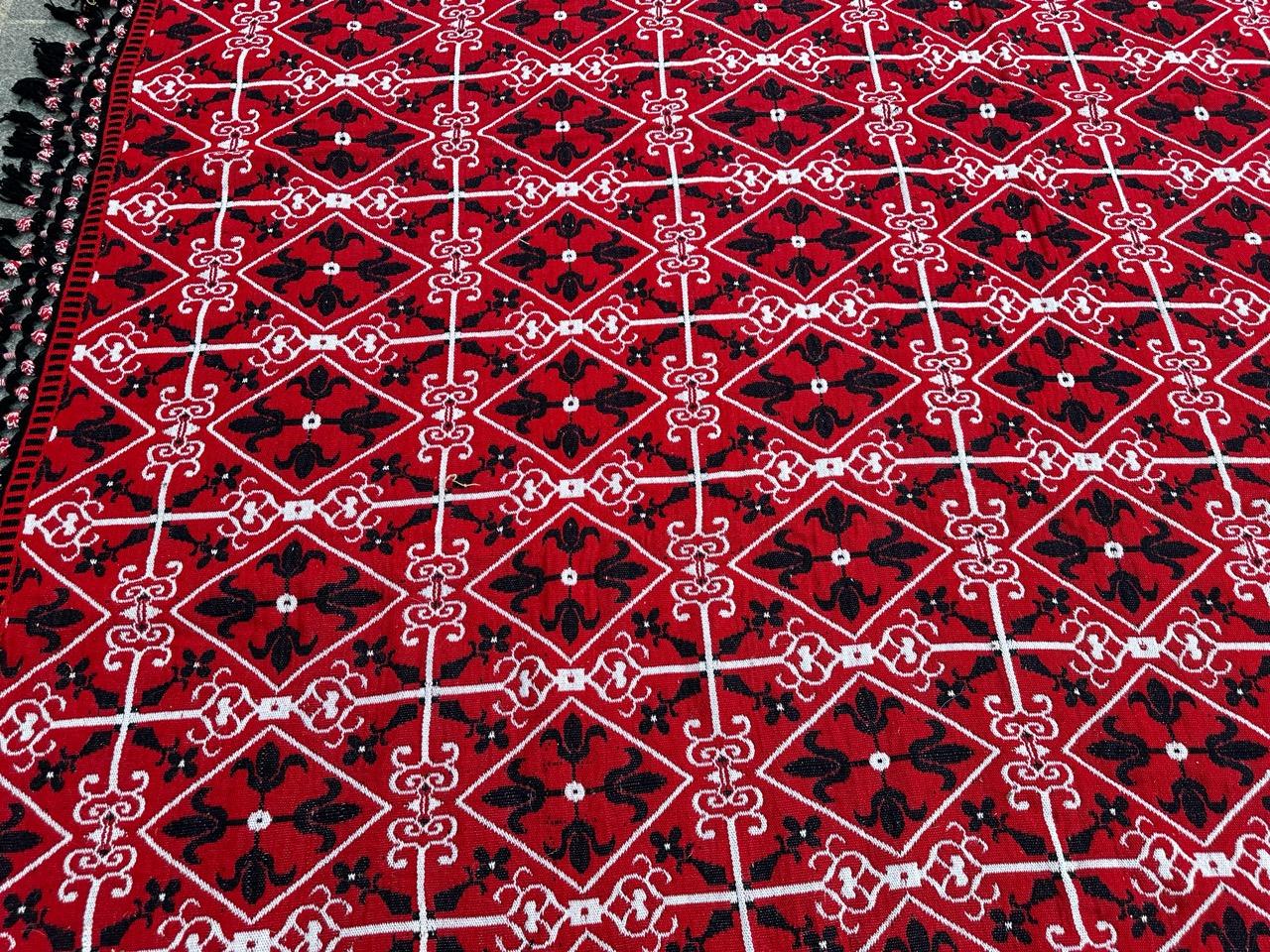 Schöner großer quadratischer doppelseitiger Jacquard-Teppich oder Deckel im Angebot 1
