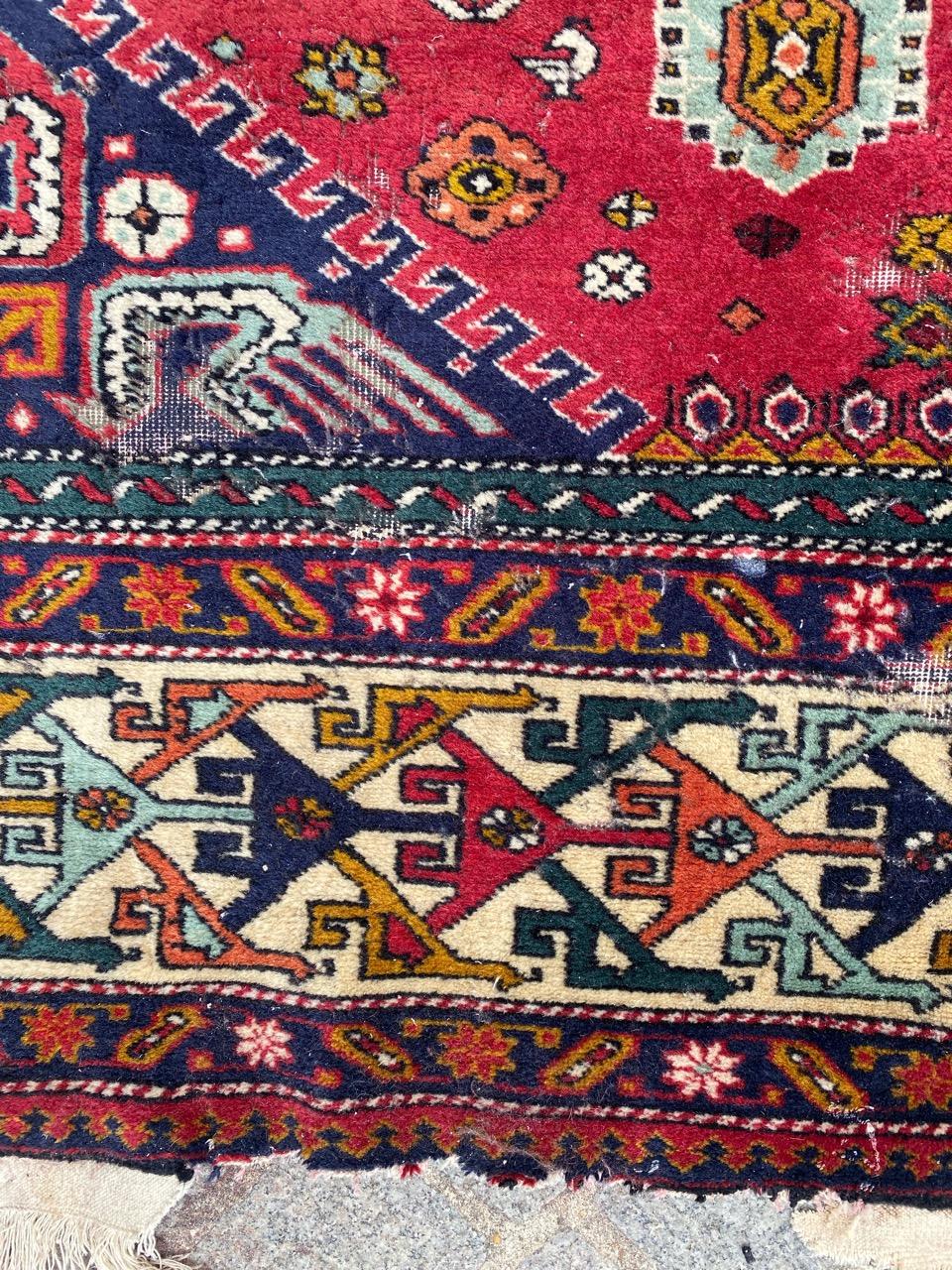 Bobyrug's Pretty Large Vintage Kaukasisch Aserbaidschan Teppich (Handgeknüpft) im Angebot