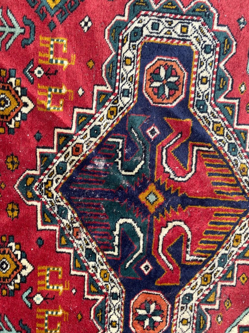 Bobyrug’s Pretty Large Vintage Caucasian Azerbaïdjan Rug In Fair Condition For Sale In Saint Ouen, FR