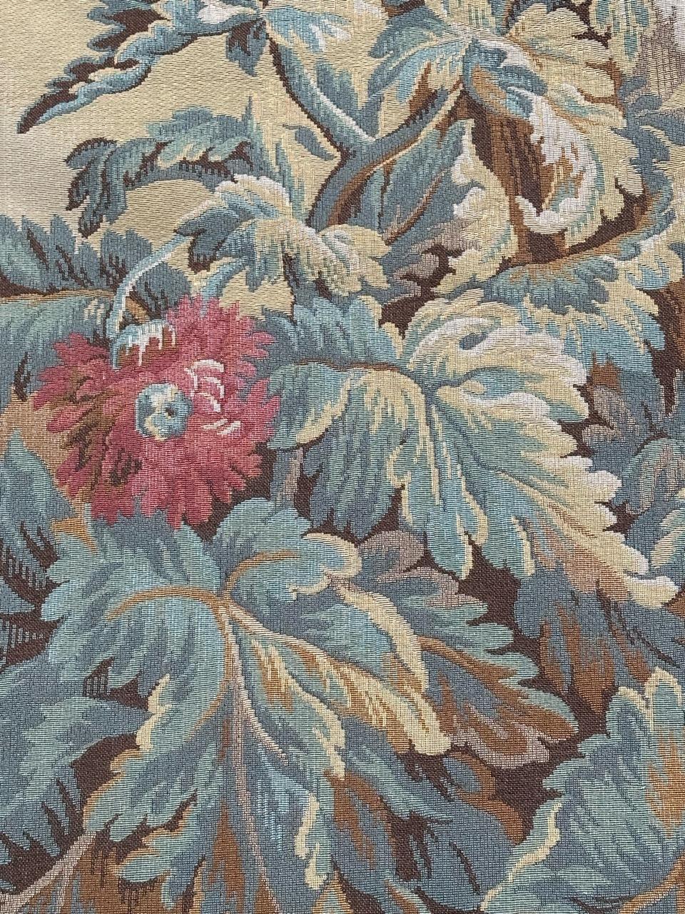 Pretty large vintage French Aubusson style Jacquard Tapestry  « dog on standby» For Sale 2