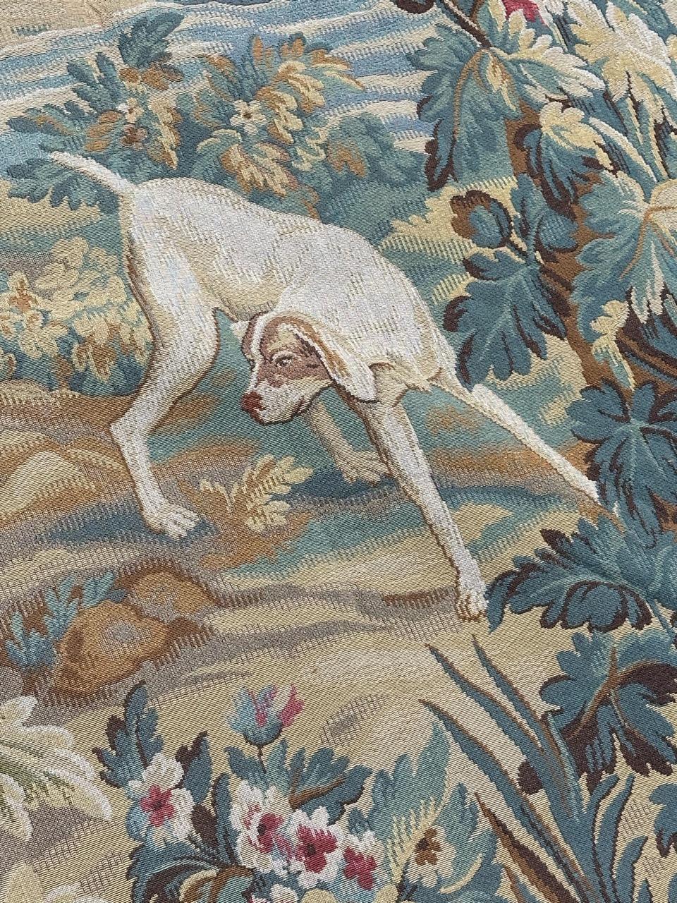 Pretty large vintage French Aubusson style Jacquard Tapestry  « dog on standby» For Sale 3