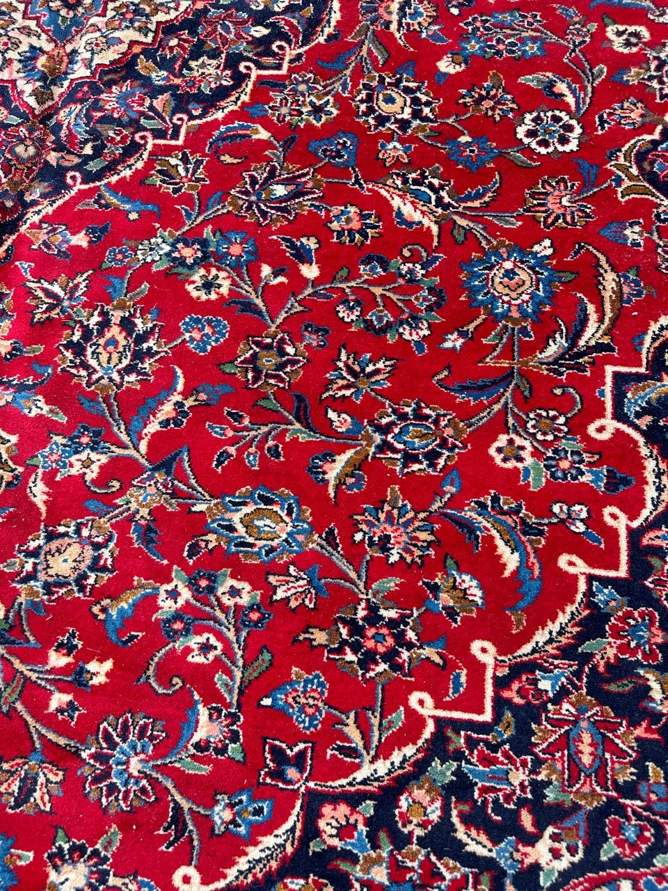 Tappeto vintage in stile Kashan di Bobyrug, piuttosto grande in vendita 6