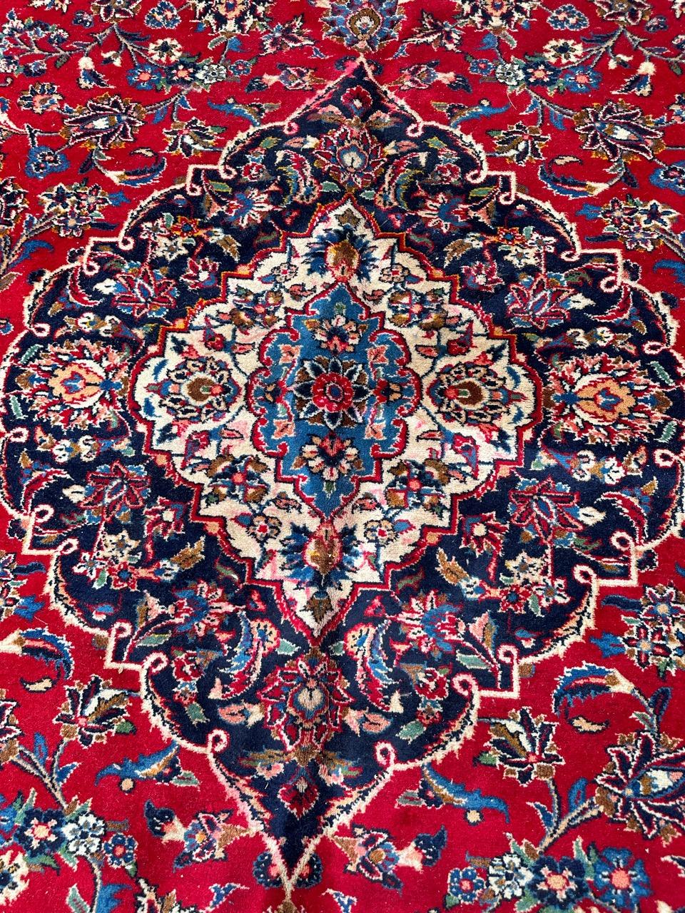 Tappeto vintage in stile Kashan di Bobyrug, piuttosto grande in vendita 7