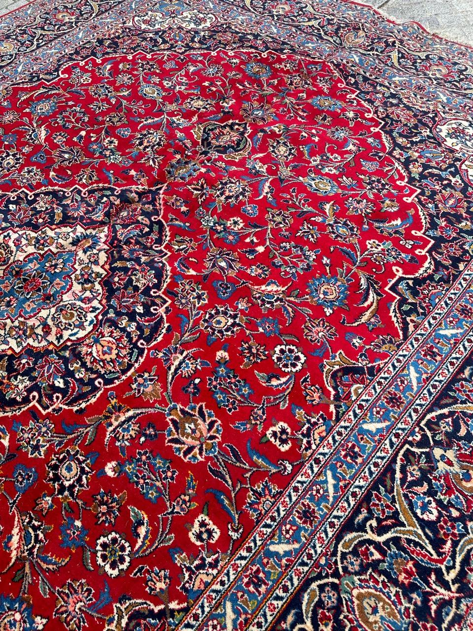 Lana Tappeto vintage in stile Kashan di Bobyrug, piuttosto grande in vendita
