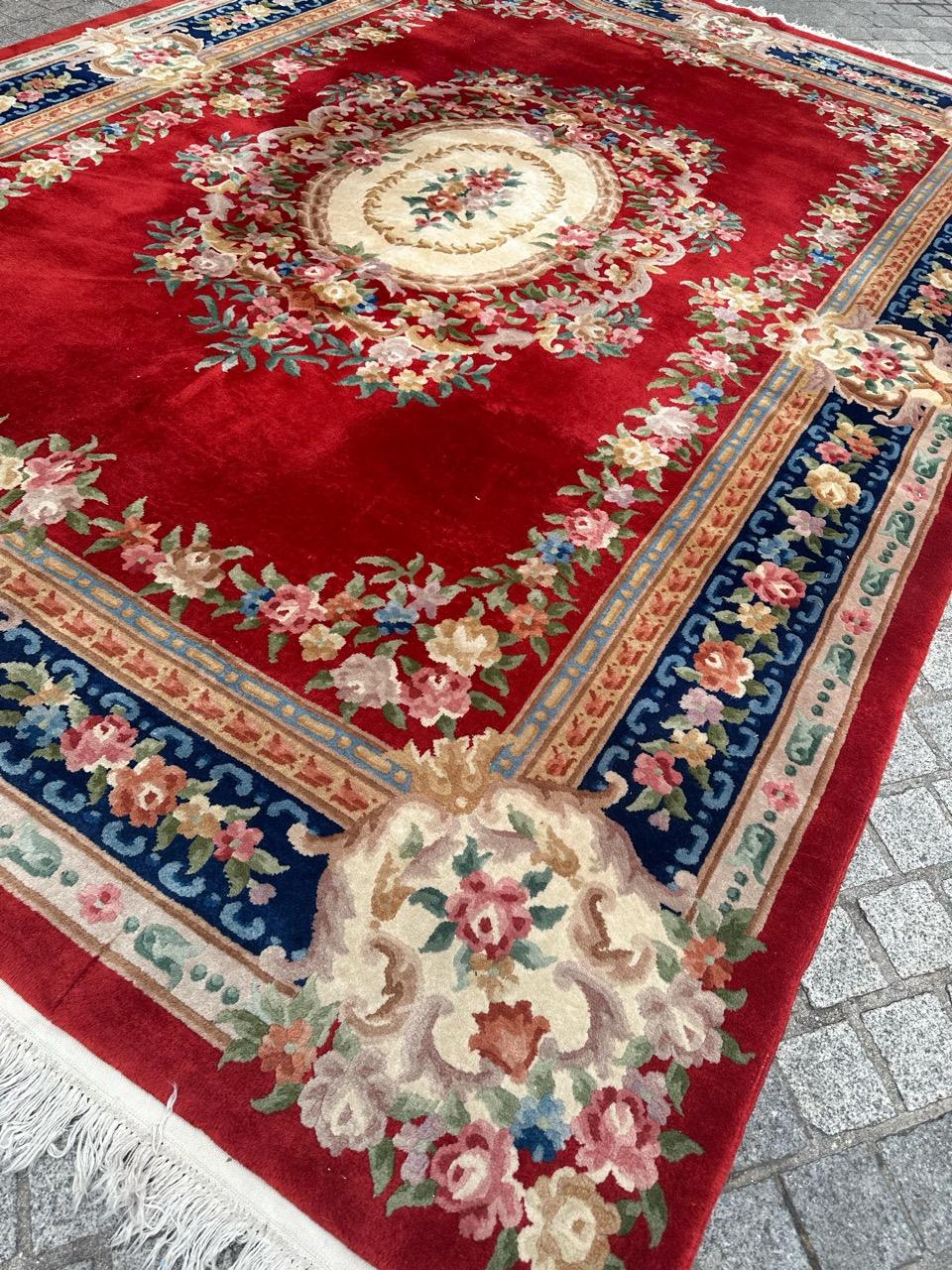 Bobyrug’s Pretty large vintage savonnerie style Chinese rug  In Good Condition For Sale In Saint Ouen, FR