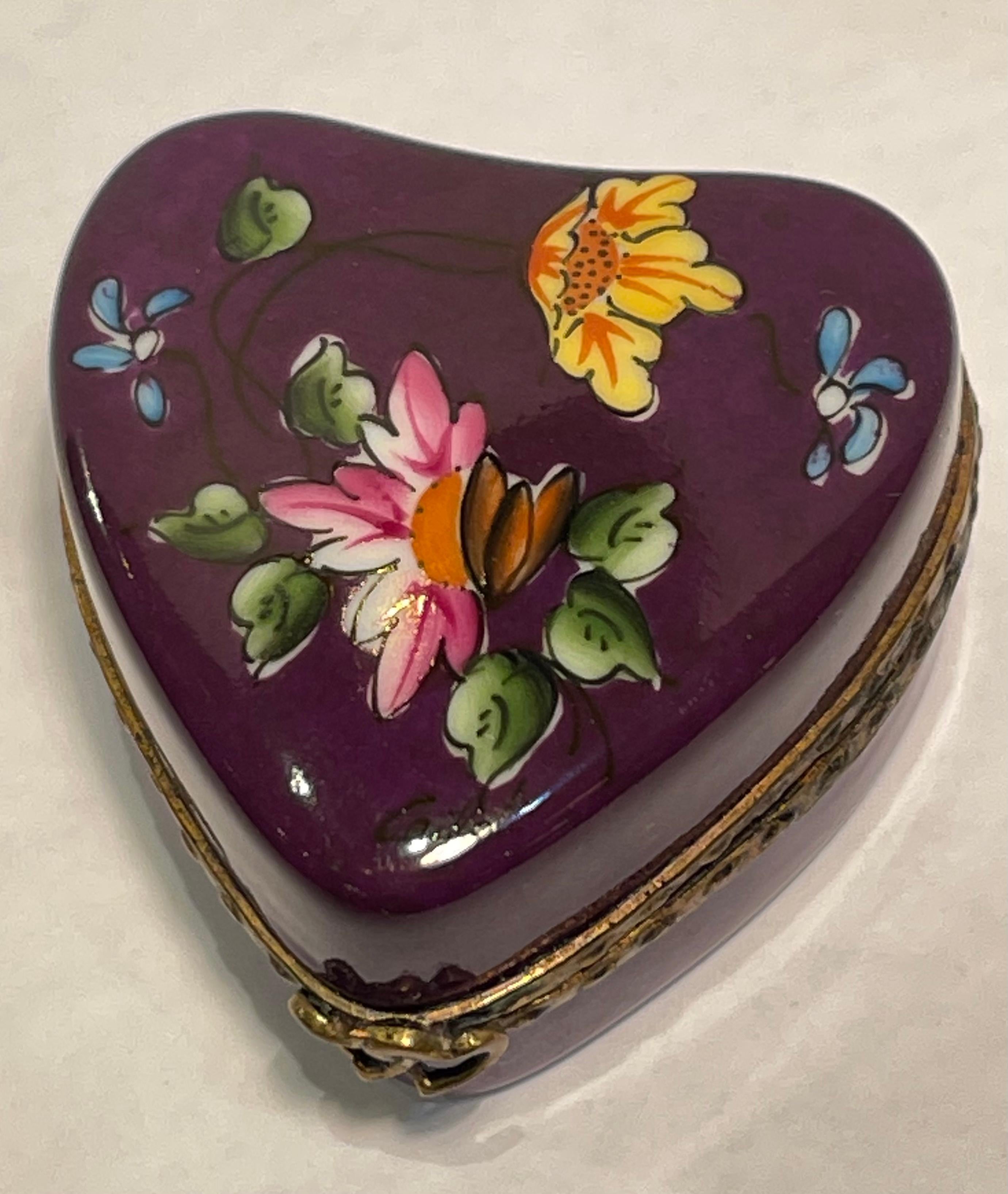 French Pretty Limoges France Heart Shaped Hand Painted Porcelain Box