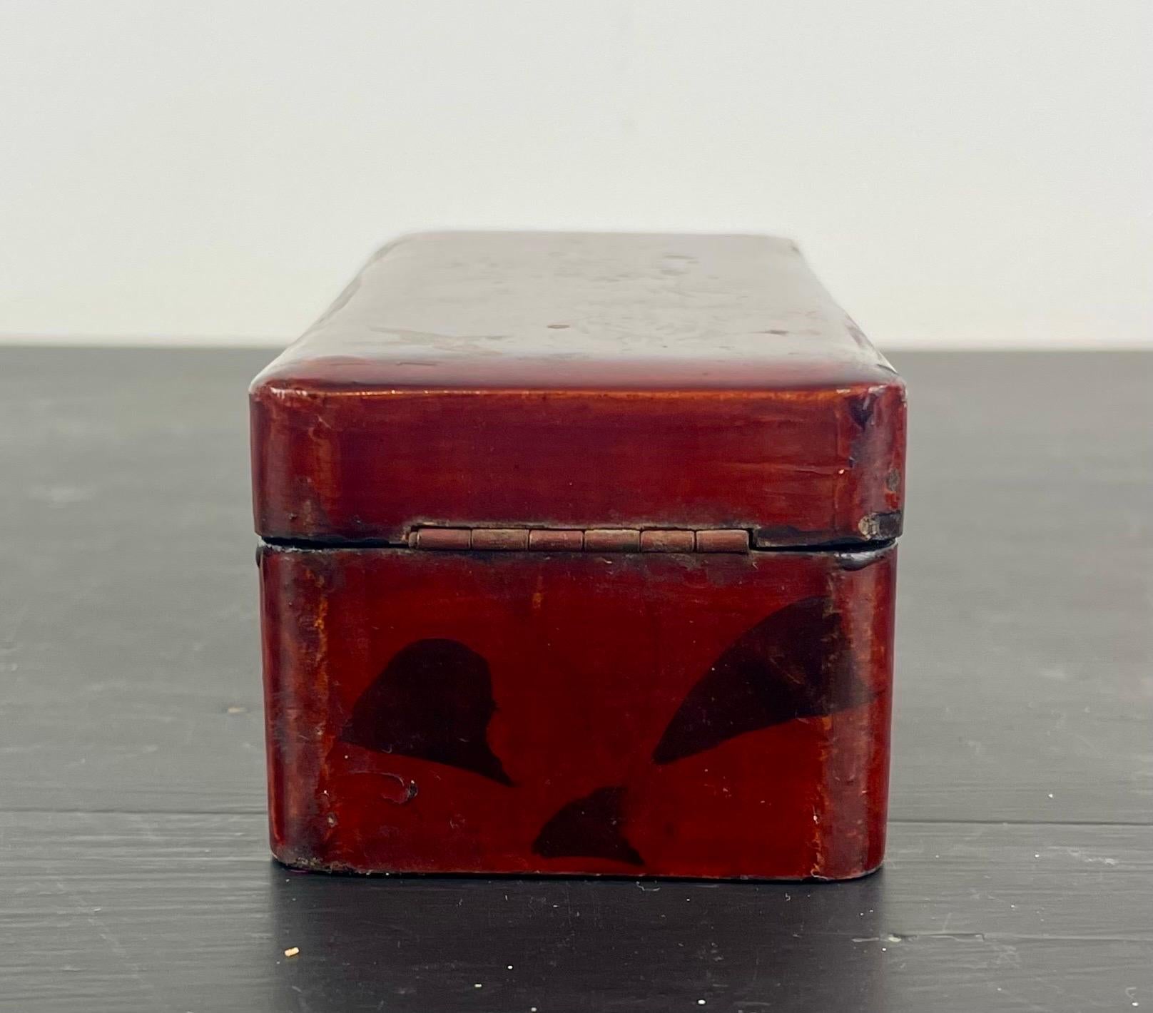 Small Japanese lacquered advertising box for Wiggishoff Paris, late 19th century 4