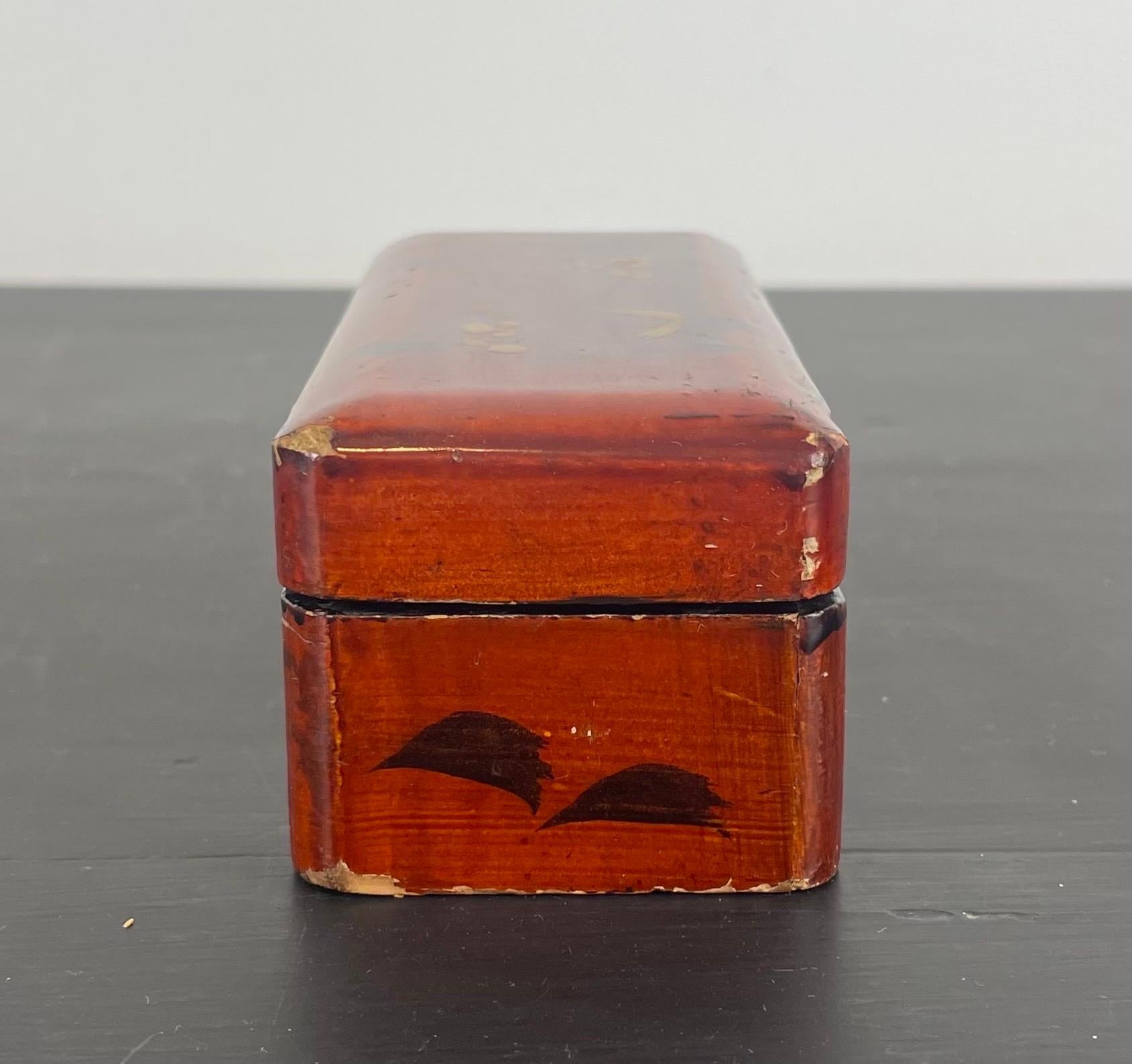Small red lacquered Japanese box with royal motto of the Netherlands, 1880 For Sale 5