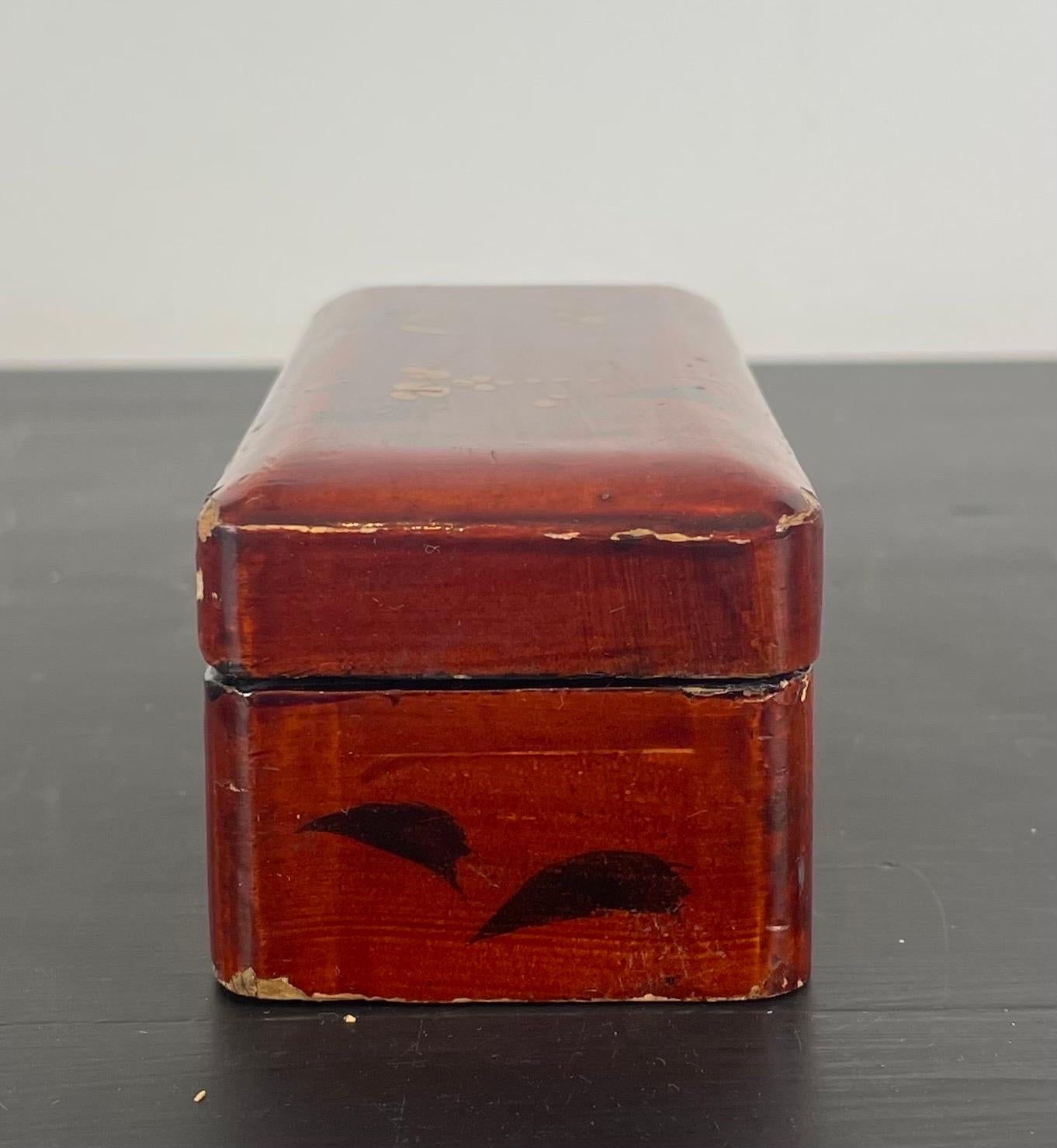 Small red lacquered Japanese box with royal motto of the Netherlands, 1880 For Sale 3