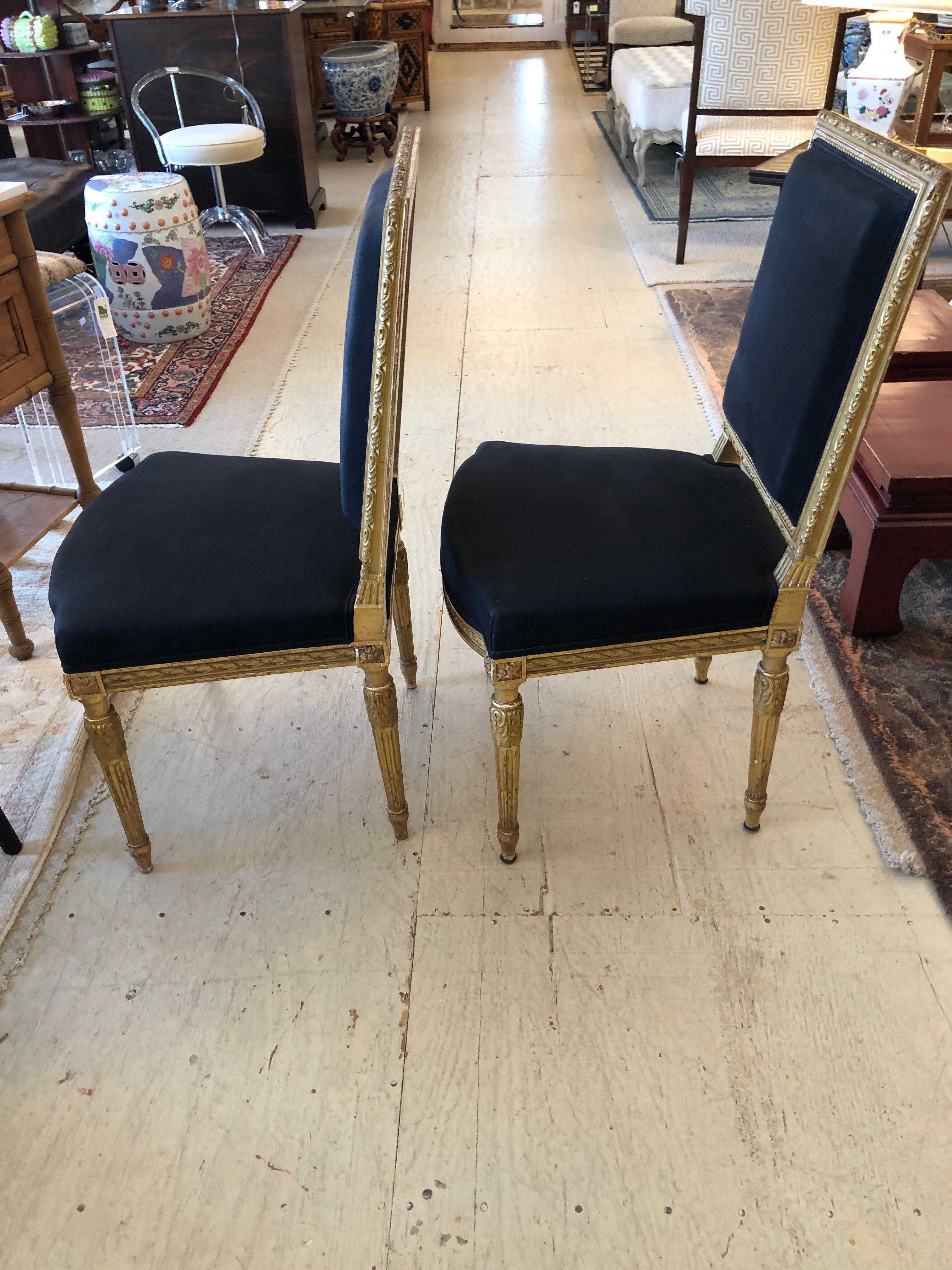 Pretty Louis XVI French Giltwood and Upholstered Fauteuils Sidechairs For Sale 7