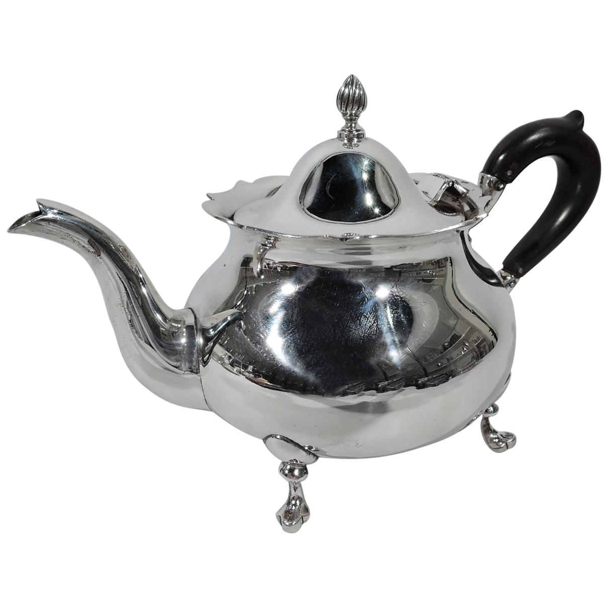 Pretty Lunt Sterling Silver Colonial Revival Teapot in Jack Shepard Pattern
