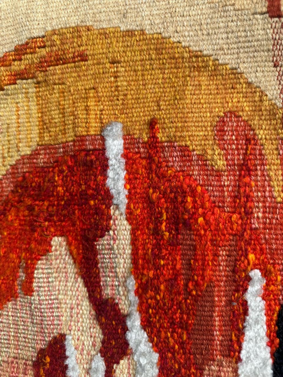 Grazioso arazzo Aubusson francese della metà del XX secolo 