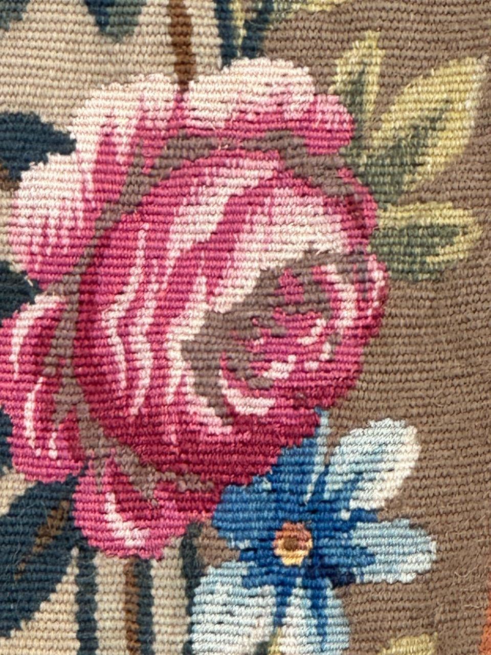 Pretty mid 20th century french Aubusson tapestry For Sale 8