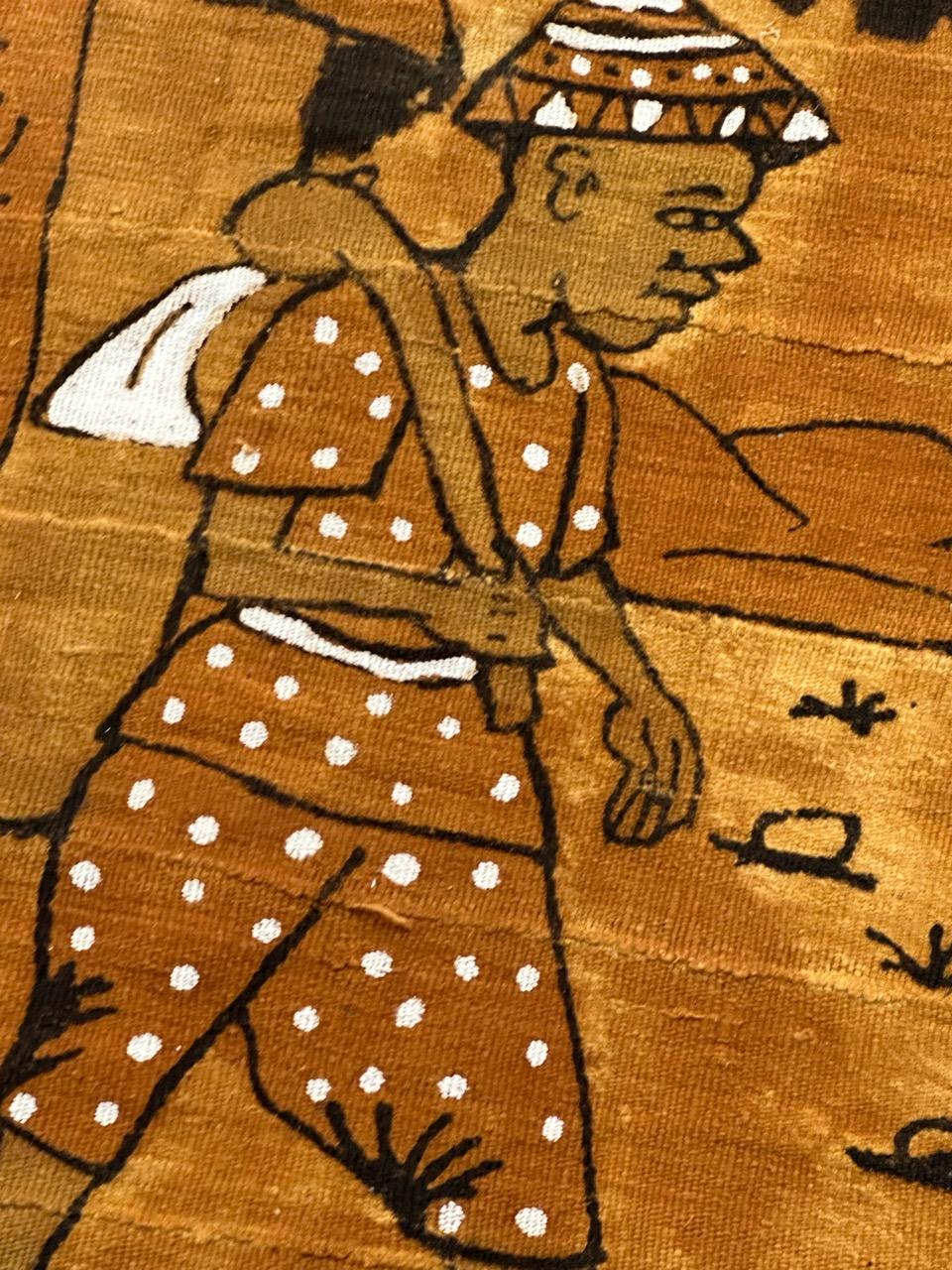 Schöner afrikanischer Bogolan-Wandteppich, handbemalt, Mitte des Jahrhunderts im Angebot 4