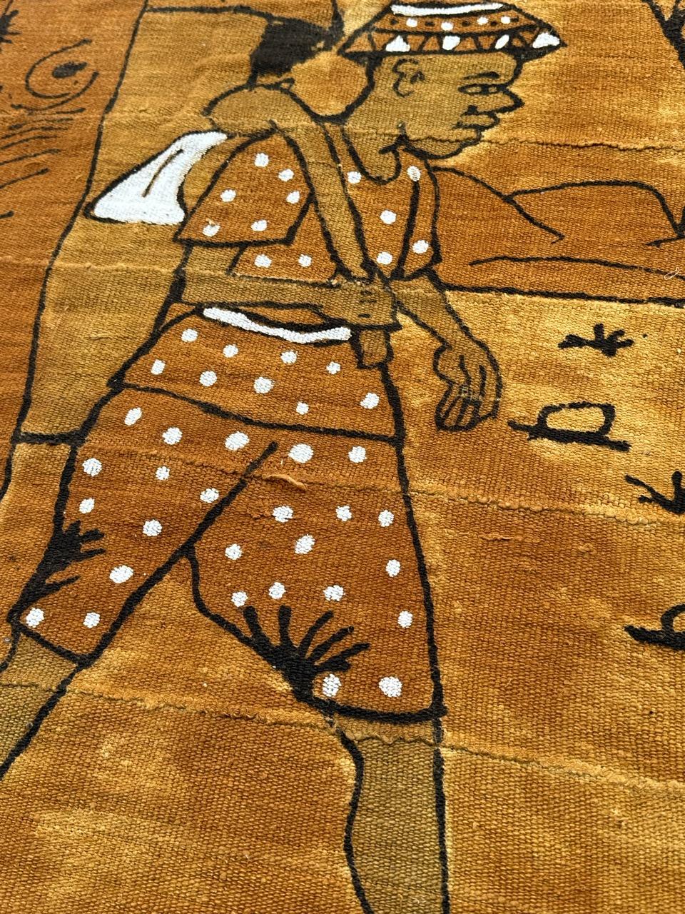 Schöner afrikanischer Bogolan-Wandteppich, handbemalt, Mitte des Jahrhunderts (Baumwolle) im Angebot