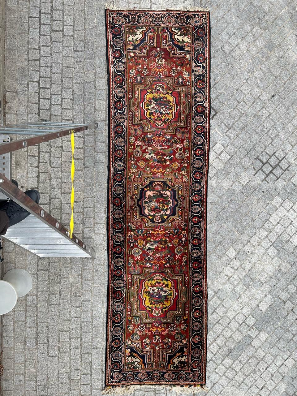 Stunning Mid Century Bakhtiar Rug with Exquisite Floral Design

Discover a true masterpiece in the style of French Savonnerie and Aubusson rugs. This mid-century Bakhtiar rug boasts captivating bright colors and intricate patterns. Hand-knotted with