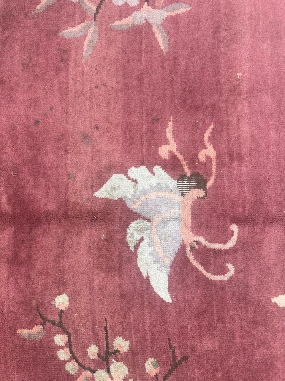 Pretty mid century distressed Chinese art deco design rug For Sale 7