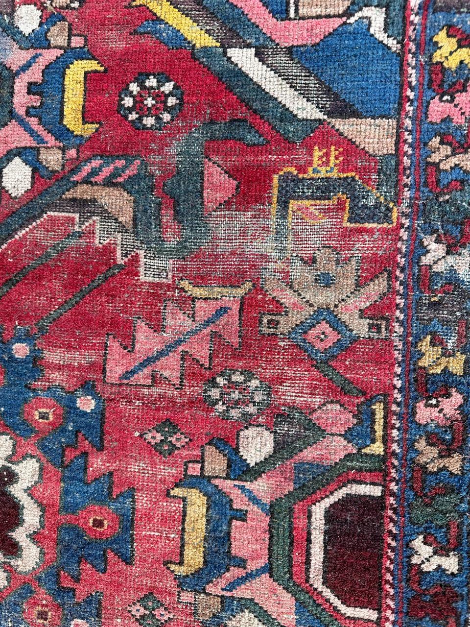 Pretty mid century distressed mazlaghan rug In Distressed Condition For Sale In Saint Ouen, FR