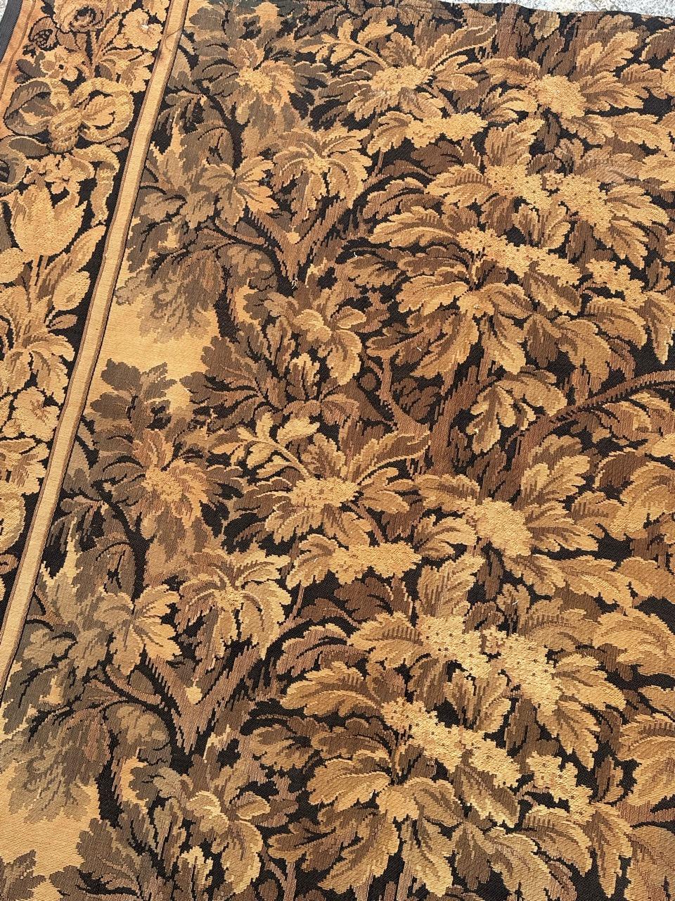 Schöner französischer Jacquard-Wandteppich im Aubusson-Stil des antiken Jahrhunderts im Angebot 6