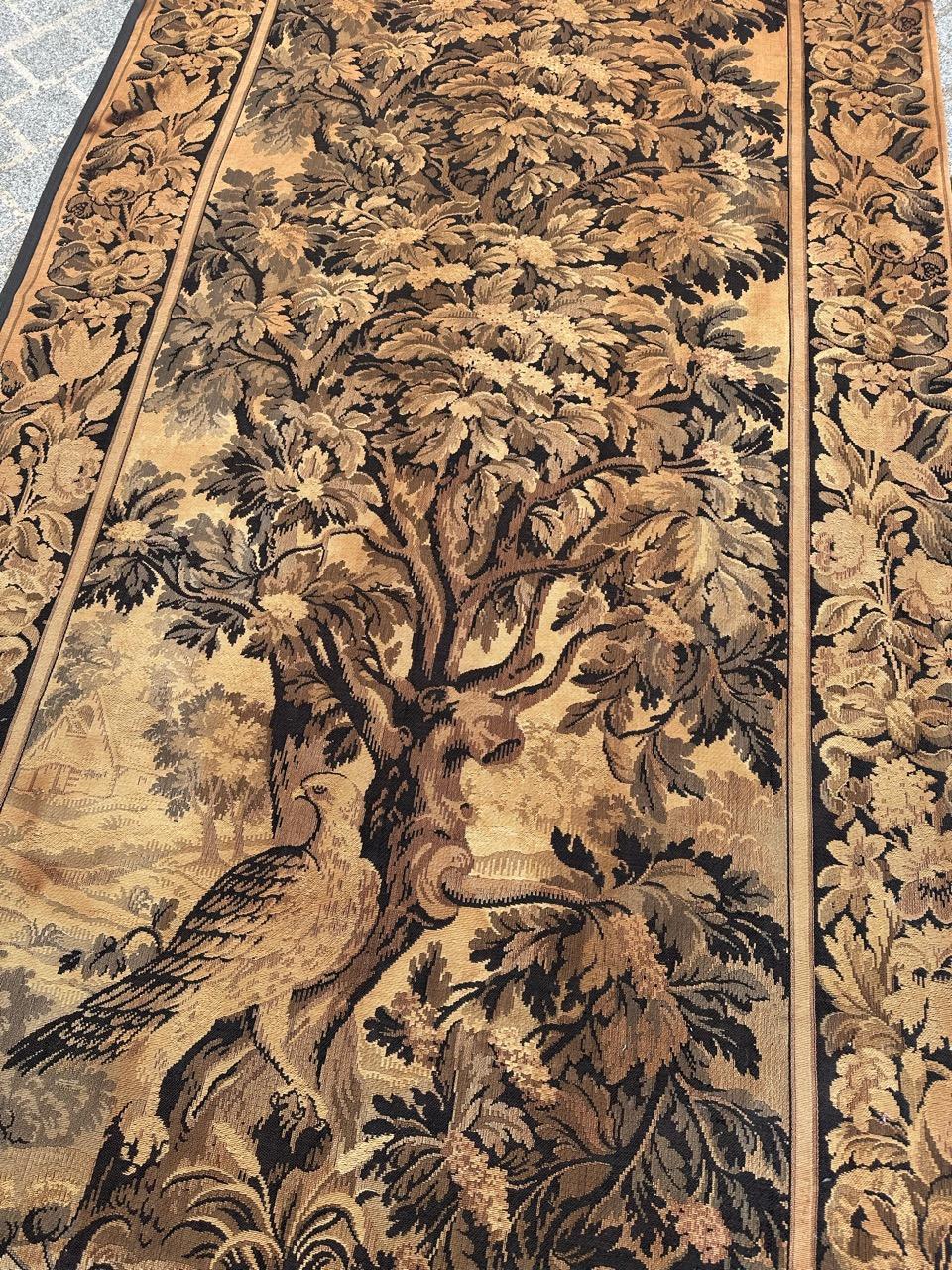 Pretty antique Century French Aubusson style Jacquard Tapestry In Good Condition For Sale In Saint Ouen, FR