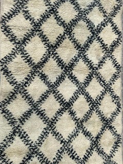 Pretty mid century Moroccan Berber beni ouarain rug