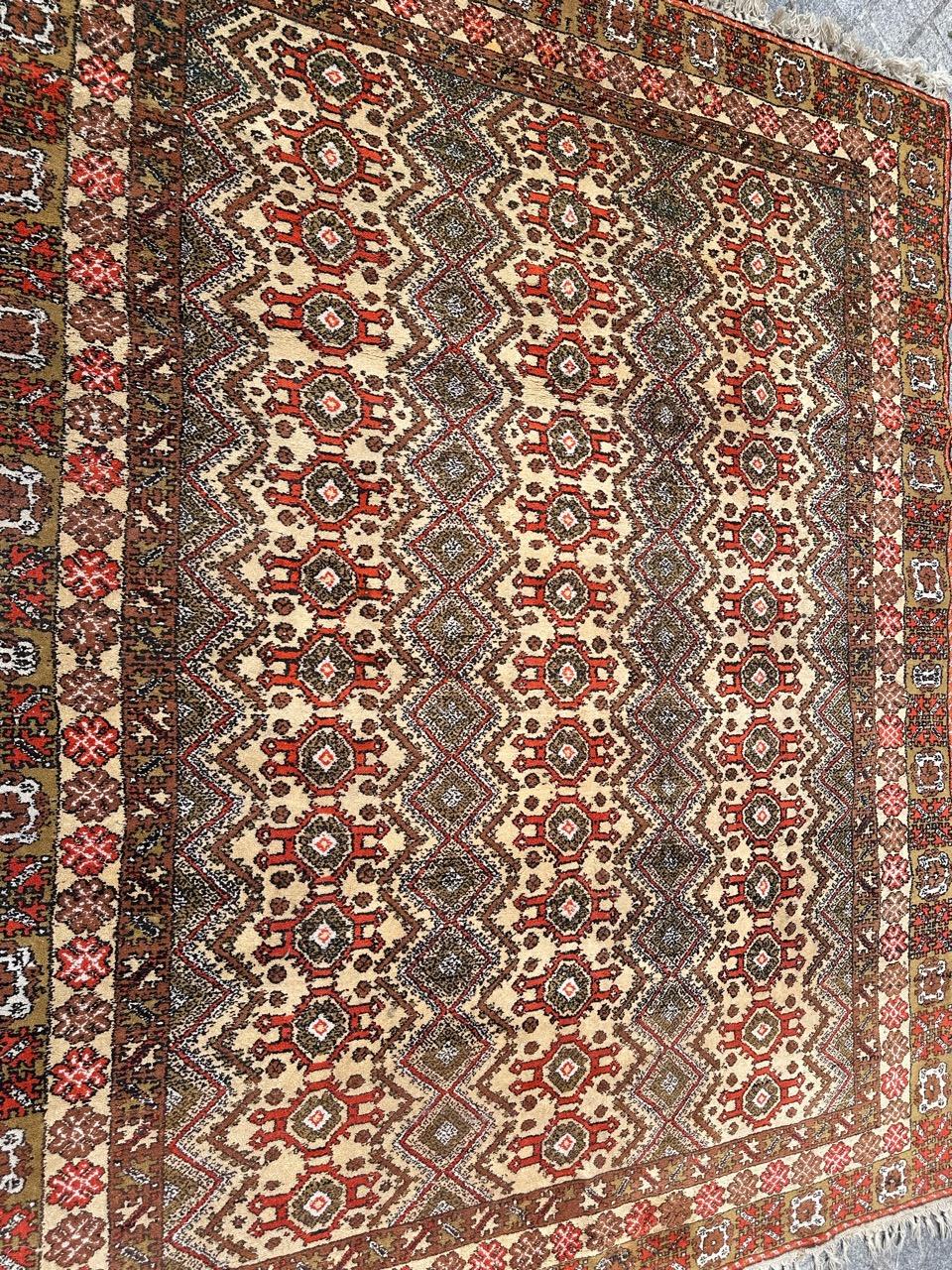 Pretty mid century Moroccan tribal rug For Sale 10