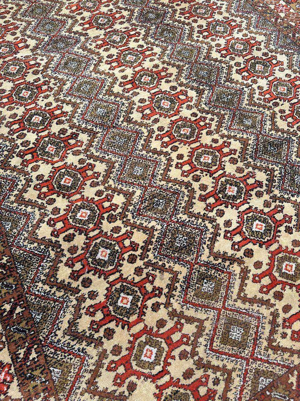 Pretty mid century Moroccan tribal rug For Sale 2