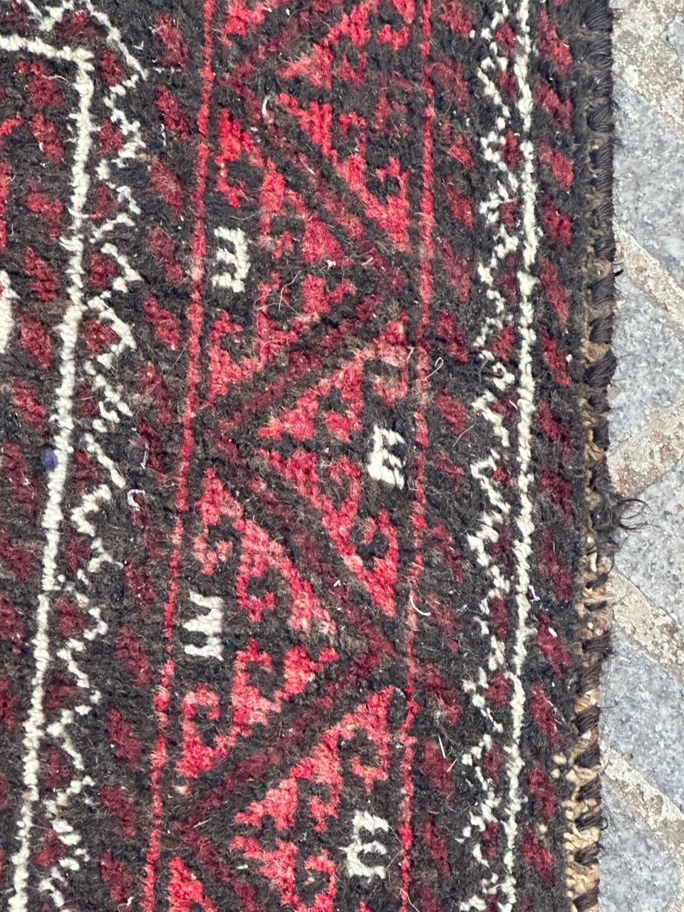 Jolie baluchon turkmène du milieu du siècle dernier en vente 8