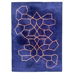 Pretty modern hand tufted rug 