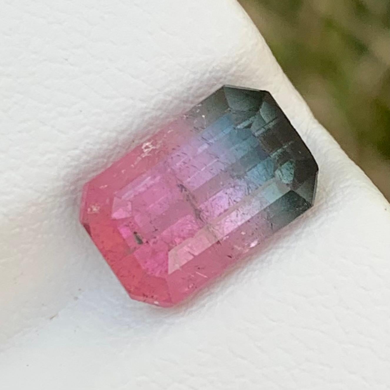 Loose Bi Colour Tourmaline 
Weight: 3.70 Carats 
Dimension: 10.4 x 6.9 x 6.1 Mm
Colour: Pink and Dark Gray 
Origin: Afghanistan 
Treatment: Non 
Certificate: On Demand 

Bi-color tourmaline is a captivating gemstone renowned for its stunning display
