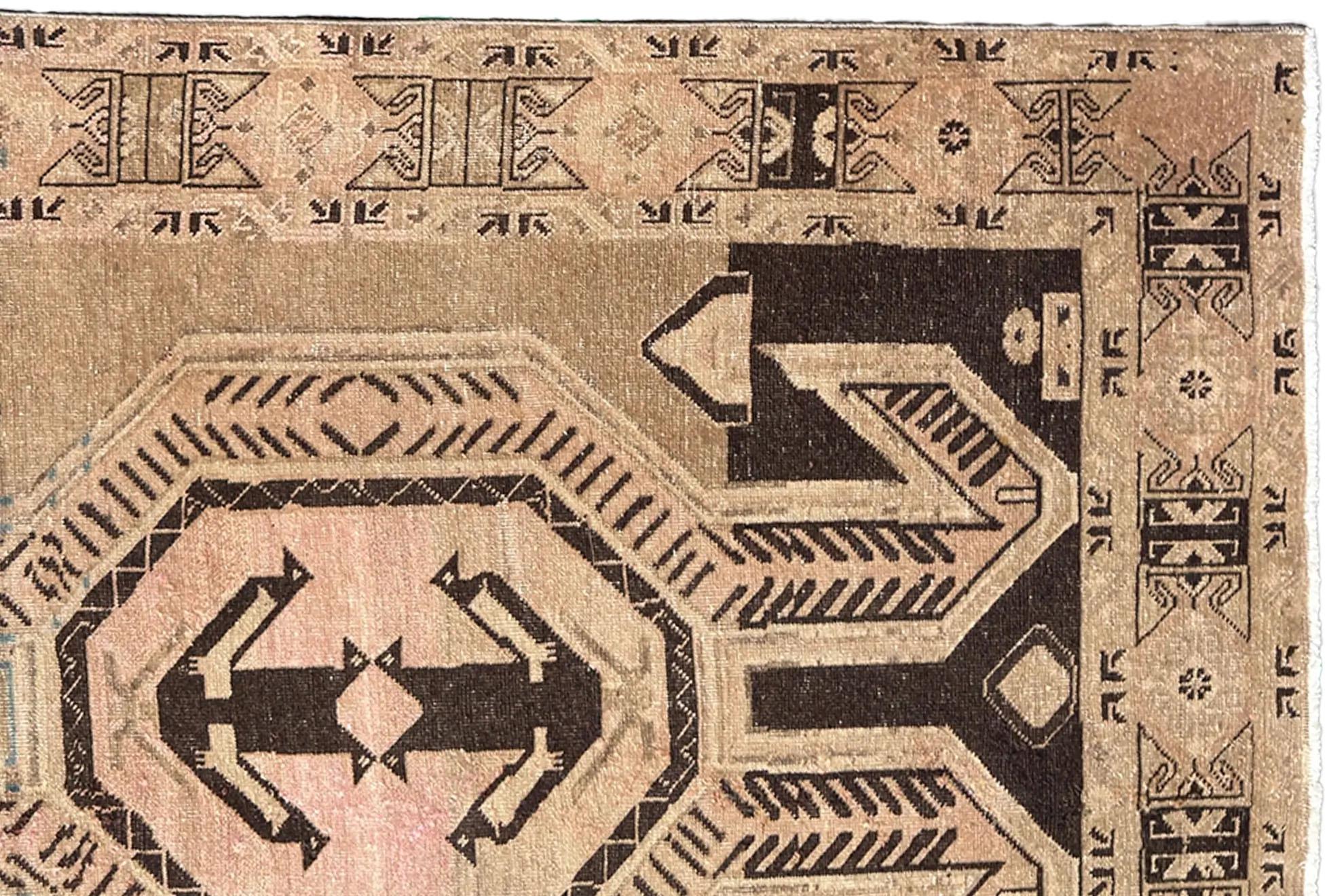 Joli tapis persan - Azarbaijan Design - Ivoire et marron foncé Excellent état - En vente à Dallas, TX